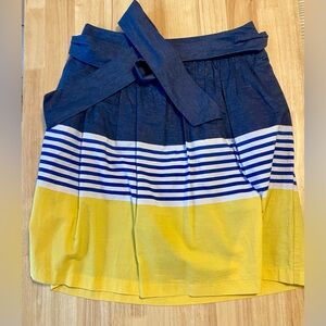 Crown and Ivy skirt in denim/white/yellow with tie waist. Size 6. New with tags.